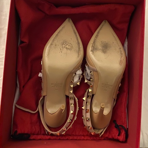 Valentino Nude Classic Rockstud Embellished Matte - Picture 10 of 10